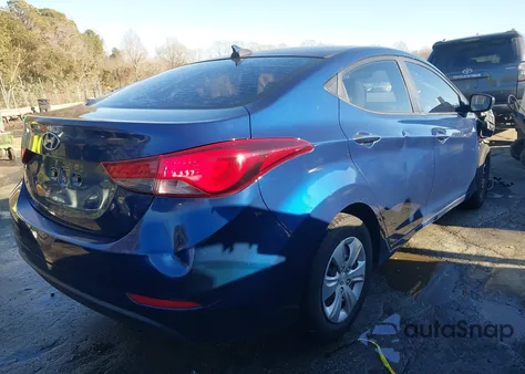 2016 Hyundai Elantra Se z USA, uszkodzony, nr VIN 5NPDH4AE0GH676862